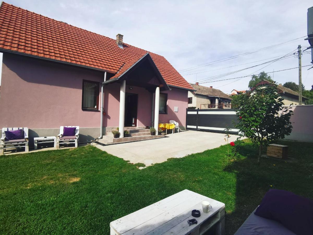 Apartmani La Grande Motte Vrdnik Exterior photo